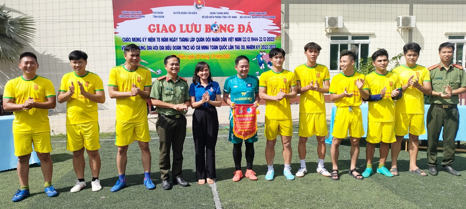 Tân Biên Giao lưu bóng đá giữa các cán bộ Đoàn năm 2022