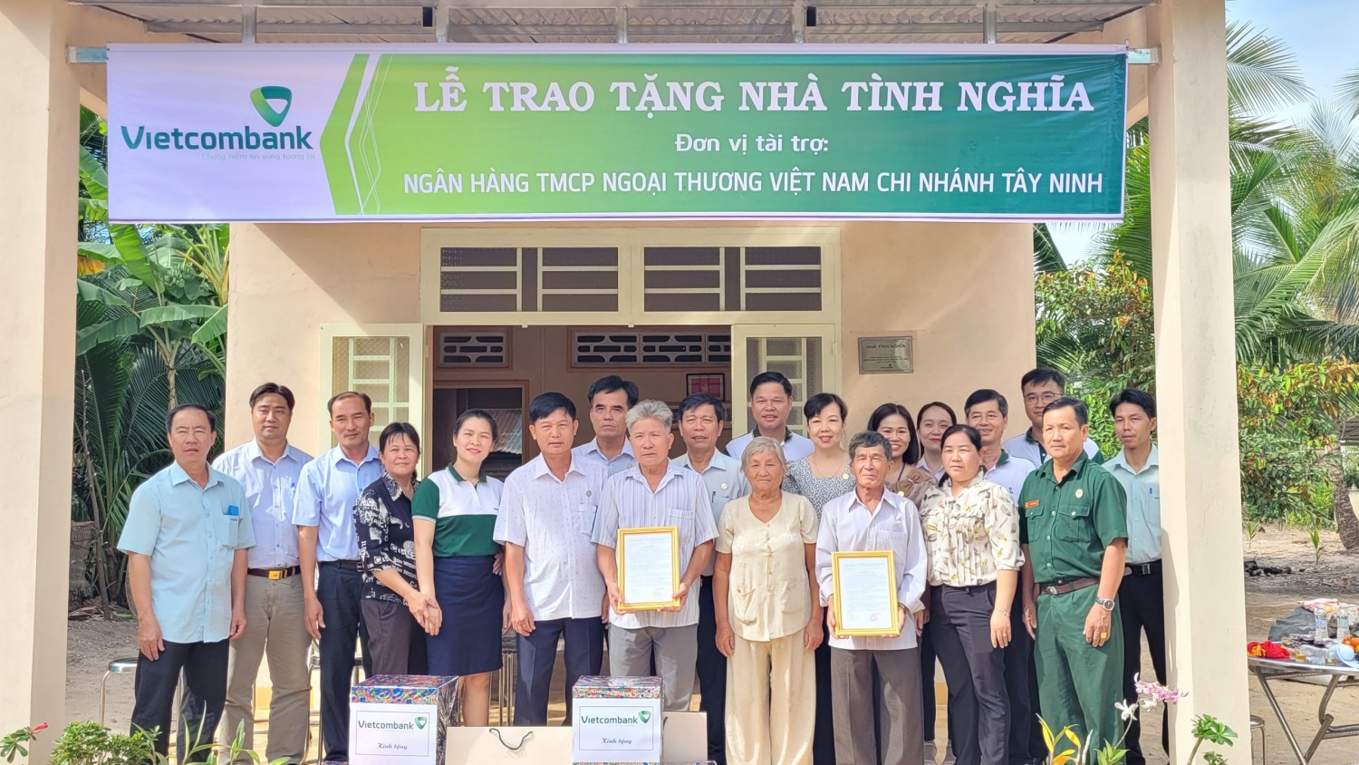 Tân Biên bàn giao nhà tình nghĩa nhân ngày thành lập Quân đội Nhân dân   Việt Nam 22.12.2022