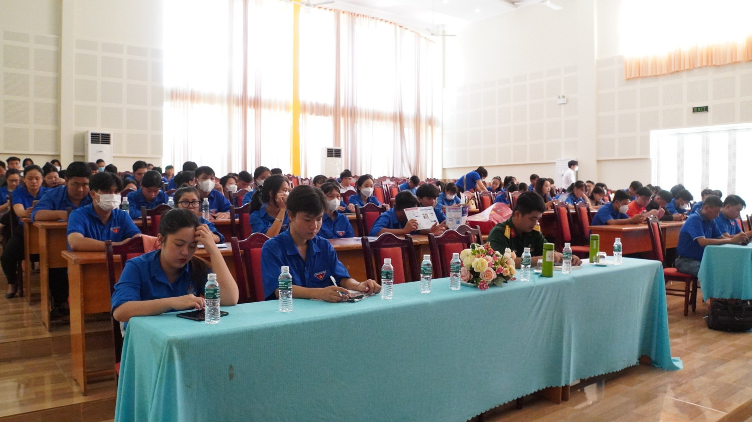Huyện đoàn Tân Biên phối hợp cùng VNPT Tây Ninh tổ chức Hội nghị tập huấn, triển khai cung cấp chữ ký số miễn phí cho đoàn viên, thanh niên khi sử dụng dịch vụ công trực tuyến và thanh toán điện tử