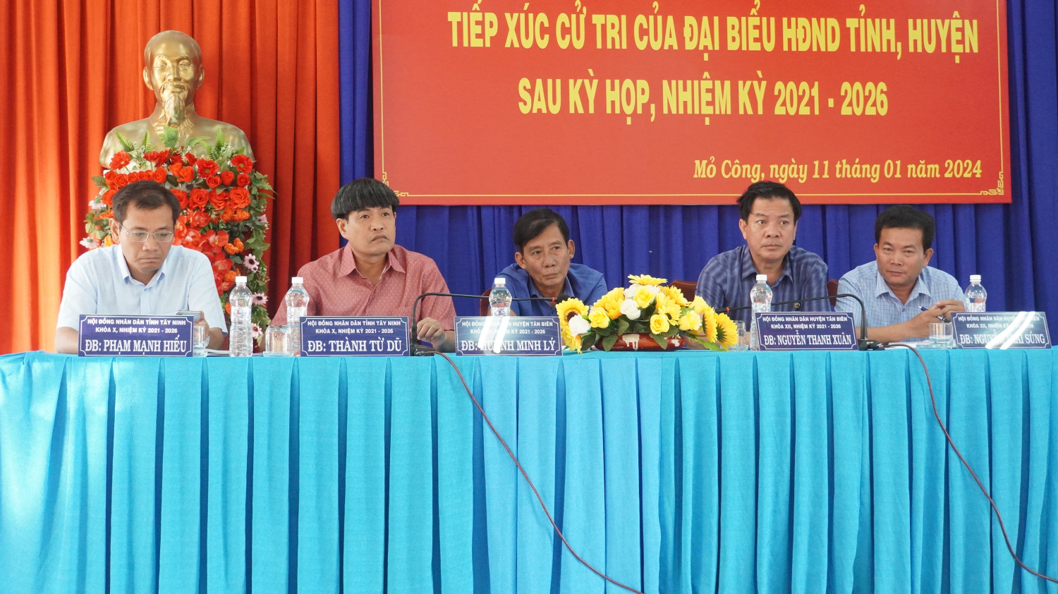 Đại biểu HĐND tỉnh, huyện Tiếp xúc cử tri xã Mỏ Công sau kỳ họp