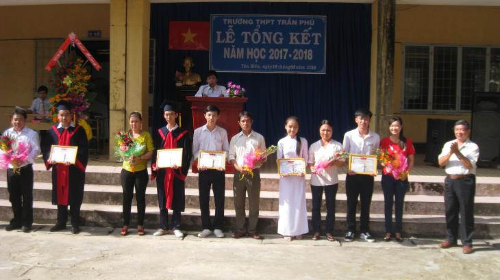 Các đơn vị trường học huyện Tân Biên tổng kết năm học 2017-2018