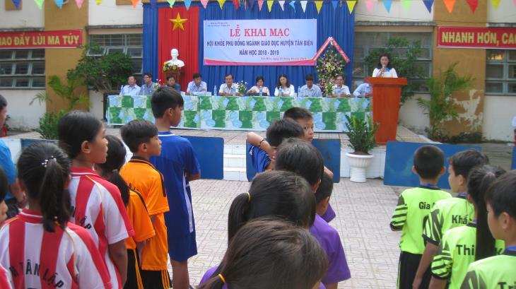 Tân Biên: Khai mạc Hội khỏe phù đổng năm học 2018-2019