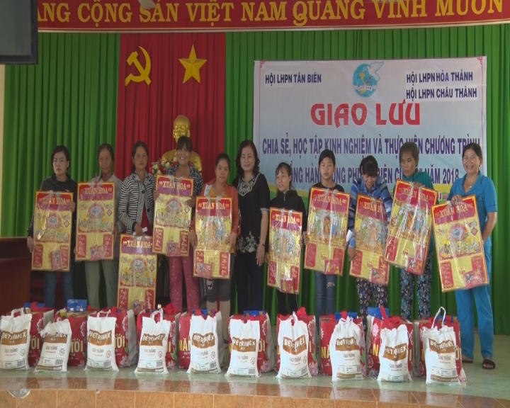 Hội LHPN huyện Tân Biên giao lưu, chia sẻ kinh nghiệm 