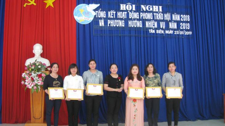 Phụ nữ huyện Tân Biên tổng kết công tác Hội và phong trào phụ nữ năm 2018