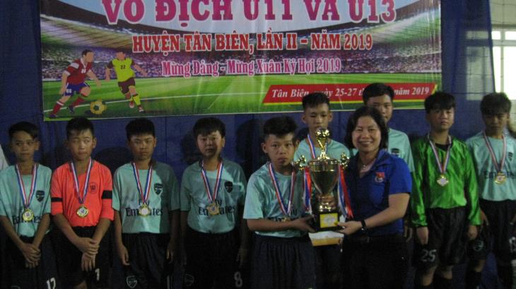  Tân Biên: Chung kết giải bóng đá nam U11 và U13 mừng Đảng, mừng xuân 2019