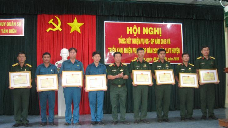 Tân Biên: Tổng kết thực hiện nhiệm vụ quân sự - quốc phòng năm 2018