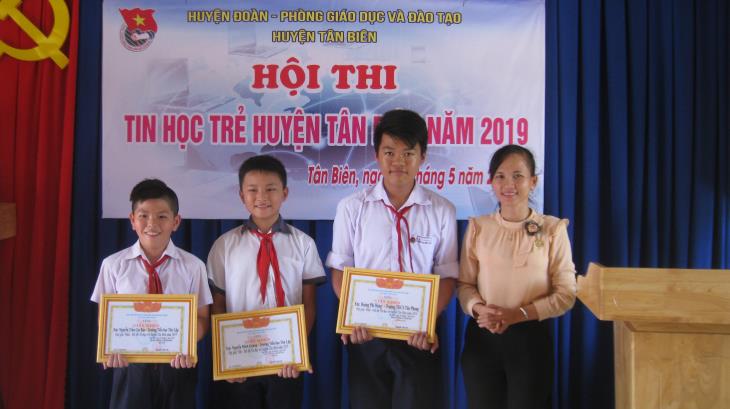 Huyện đoàn Tân Biên tổ chức Hội thi tin học trẻ năm 2019