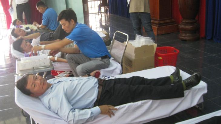 Tân Biên: Tiếp nhận gần 300 đơn vị máu hiến trong ngày hội 