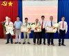 Tân Biên trao Huy hiệu Đảng đợt 2.9 cho 4 đảng viên thuộc Đảng ủy xã Thạnh Bình