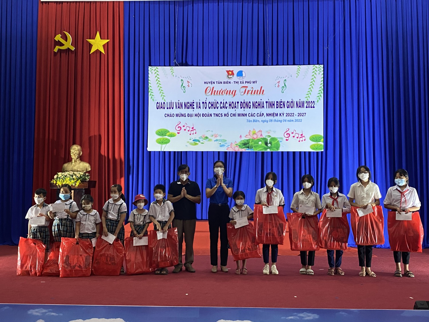  Thị Đoàn Phú Mỹ tỉnh Bà rịa Vũng tàu với hoạt động về nguồn nghĩa tình biên giới tại huyện Tân Biên