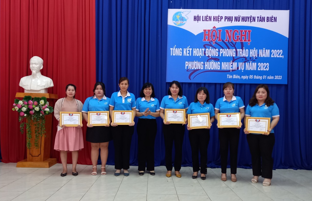Hội LHPN huyện Tân Biên tổng kết công tác Hội và phong trào phụ nữ  năm 2022