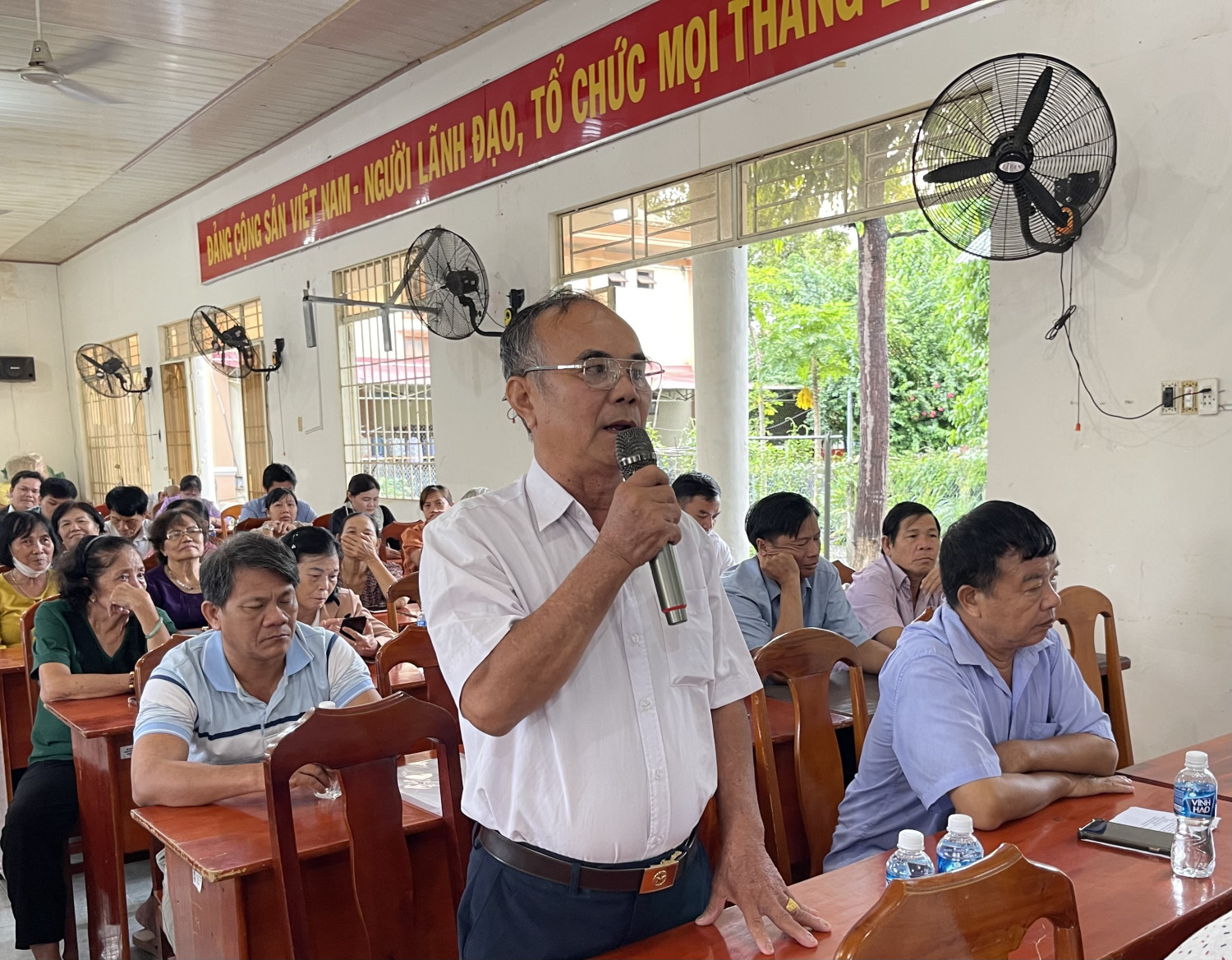 Đại biểu HĐND tỉnh, huyện tiếp xúc cử tri thị trấn Tân Biên