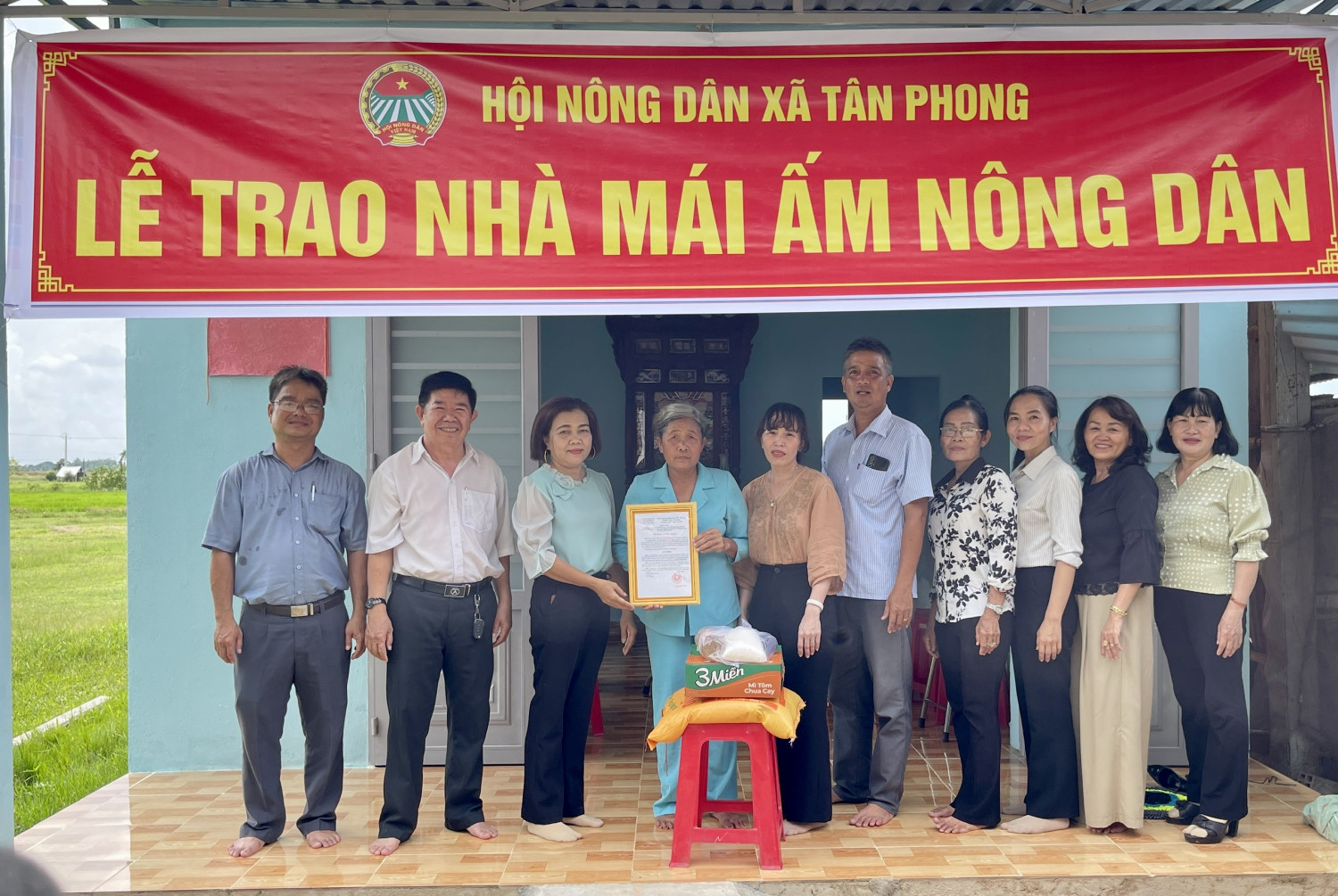 Tân Biên Trao nhà “Mái ấm Nông dân” cho hội viên xã Tân Phong