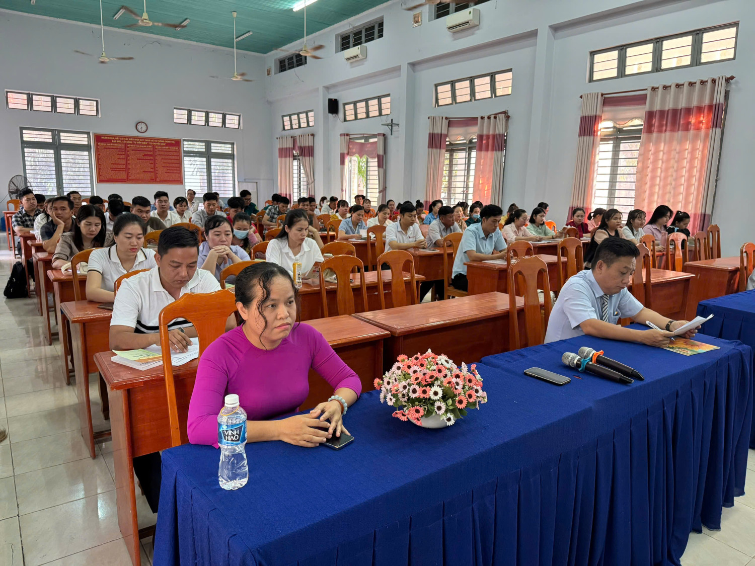 Tân Biên khai giảng lớp Bồi dưỡng lý luận chính trị cho Đảng viên mới khóa I năm 2025