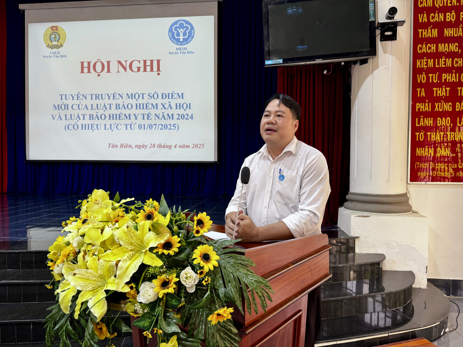 Tân Biên: Tuyên truyền điểm mới Luật Bảo hiểm xã hội, Bảo hiểm y tế năm 2024