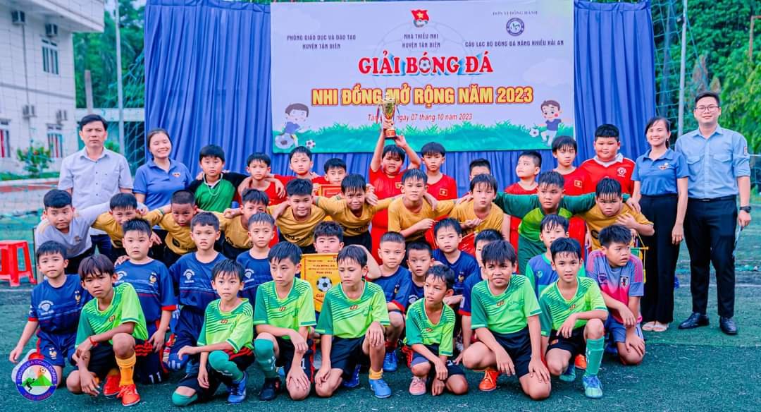 Khai mạc giải bóng đá nhi đồng mở rộng huyện Tân Biên năm 2023